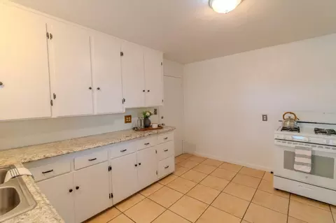 Kitchen - 111 Mayfair Dr, Salinas, CA 93905 photo 7 of 7