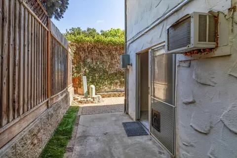 Exterior - 1271 Juniper Dr 7, Gilroy, CA 95020 photo 4 of 9