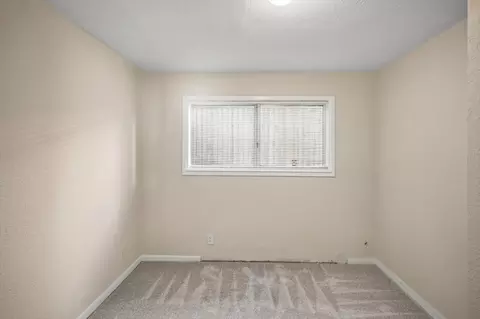 Bedroom - 1271 Juniper Dr 7, Gilroy, CA 95020 photo 2 of 4