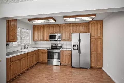 Kitchen - 1271 Juniper Dr 7, Gilroy, CA 95020 photo 2 of 2