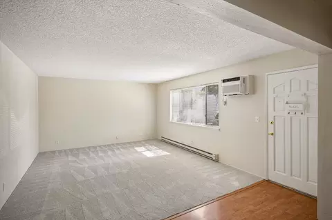 Living - 1271 Juniper Dr 7, Gilroy, CA 95020 photo 1 of 2