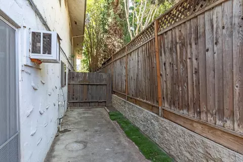 Exterior - 1271 Juniper Dr 7, Gilroy, CA 95020 photo 3 of 9