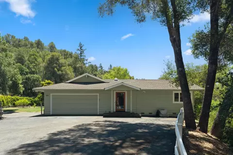 800 Sunset Ln, Soquel, CA 95073