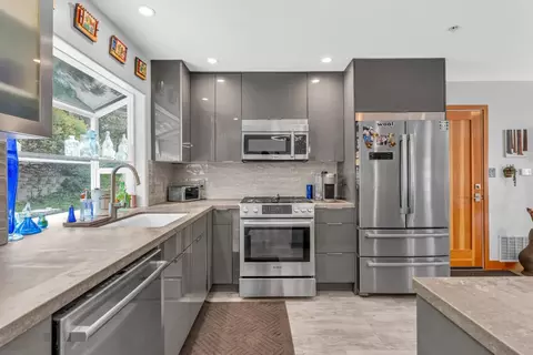 Kitchen - 7310 Timeview Way, Salinas, CA 93907 photo 5 of 6