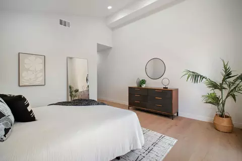 Bedroom - 806 Emily Dr, Mountain View, CA 94043 photo 4 of 10