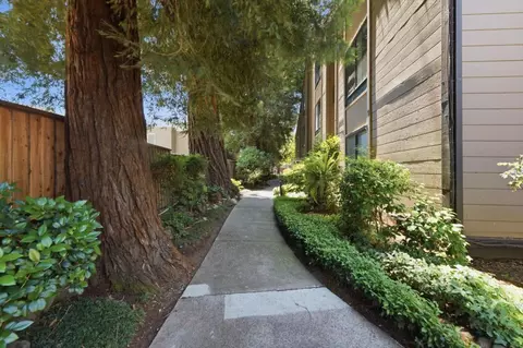 1963 Rock St 27, Mountain View, CA 94043