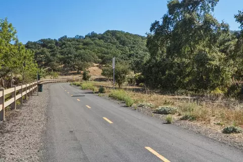 Exterior - 6389 Laguna Seca Ln, Gilroy, CA 95020 photo 5 of 5