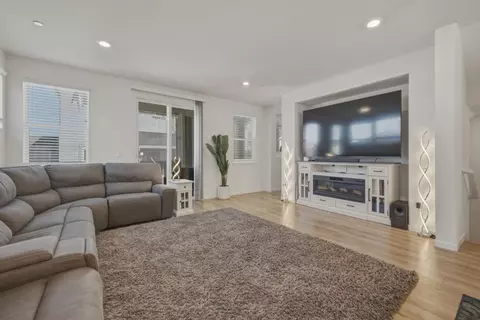 Other - 6389 Laguna Seca Ln, Gilroy, CA 95020 photo 4 of 11