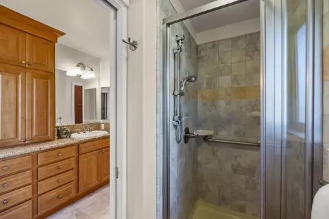 Bath - 3 White Tail Ln, Monterey, CA 93940 photo 2 of 3