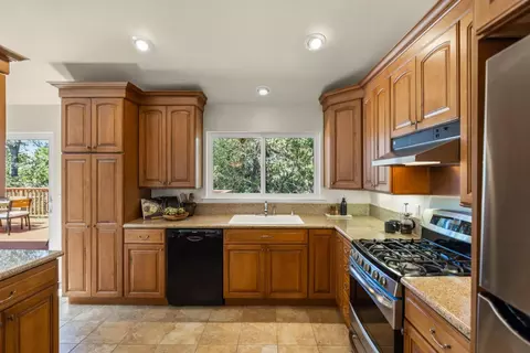 Kitchen - 3 White Tail Ln, Monterey, CA 93940 photo 2 of 2