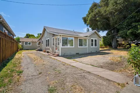 240 Berkshire Ave, Redwood City, CA 94063