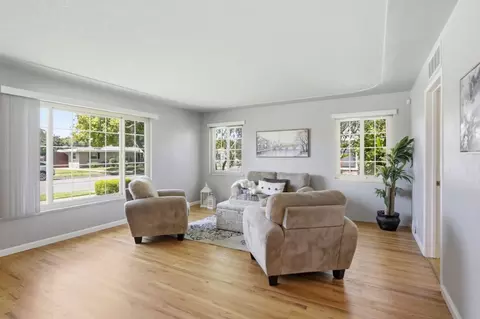 Living - 119 San Juan Dr, Salinas, CA 93901 photo 3 of 7