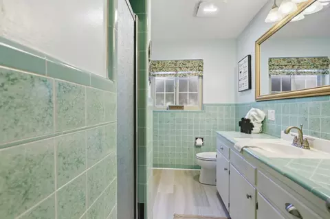 Bath - 119 San Juan Dr, Salinas, CA 93901 photo 1 of 5
