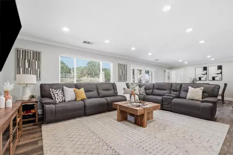 Living - 10740 New Ave, Gilroy, CA 95020 photo 1 of 4