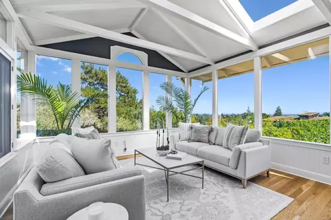31 S Circle Dr, Santa Cruz, CA 95060