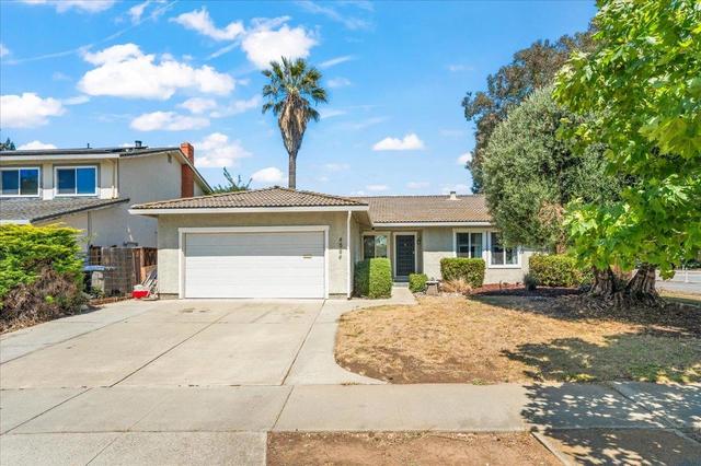 4584 Thousand Oaks Dr, San Jose, CA 95136