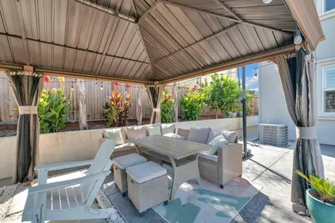 Exterior - 7040 Vintner Ct, Gilroy, CA 95020 photo 6 of 10