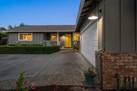Exterior - 28 N Peter Dr, Campbell, CA 95008 photo 4 of 21