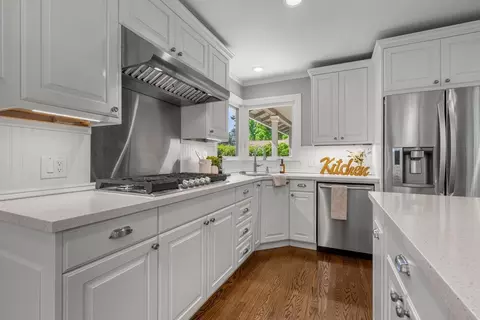 Kitchen - 28 N Peter Dr, Campbell, CA 95008 photo 2 of 6