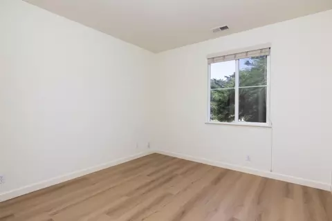 Bedroom - 4120 Peninsula Point Dr, Seaside, CA 93955 photo 5 of 6