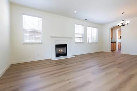 Living - 4120 Peninsula Point Dr, Seaside, CA 93955 photo 2 of 10