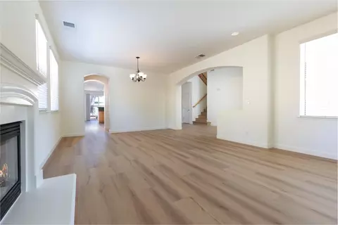 Living - 4120 Peninsula Point Dr, Seaside, CA 93955 photo 3 of 10