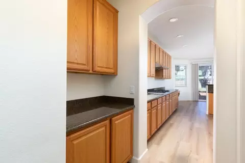 Entry Way - 4120 Peninsula Point Dr, Seaside, CA 93955 photo 2 of 3