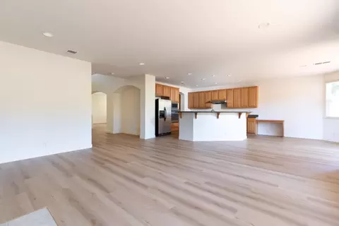 Living - 4120 Peninsula Point Dr, Seaside, CA 93955 photo 6 of 10