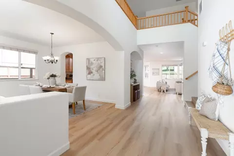 Entry Way - 4120 Peninsula Point Dr, Seaside, CA 93955 photo 1 of 4