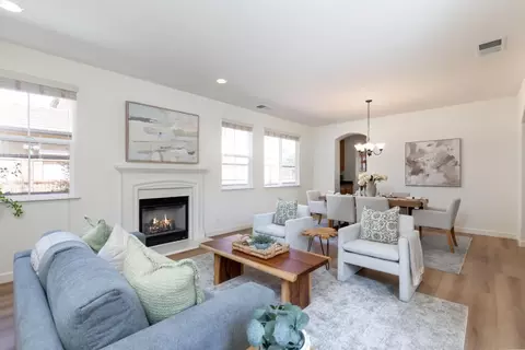 Living - 4120 Peninsula Point Dr, Seaside, CA 93955 photo 2 of 7