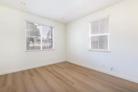 Bedroom - 4120 Peninsula Point Dr, Seaside, CA 93955 photo 4 of 6