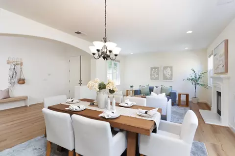 Dining - 4120 Peninsula Point Dr, Seaside, CA 93955 photo 2 of 2