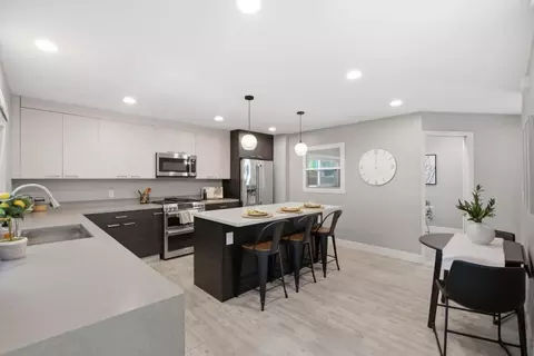 Kitchen - 982 Wright Ave 3, Mountain View, CA 94043 photo 1 of 5