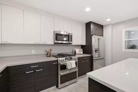 Kitchen - 982 Wright Ave 3, Mountain View, CA 94043 photo 5 of 5