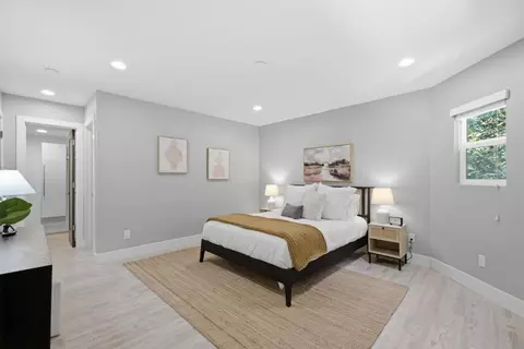 Bedroom - 982 Wright Ave 3, Mountain View, CA 94043 photo 6 of 8