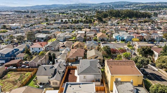 731 3rd Ln, South San Francisco, CA 94080