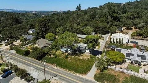 View/Area - 741 Echo Valley Rd, Salinas, CA 93907 photo 1 of 1