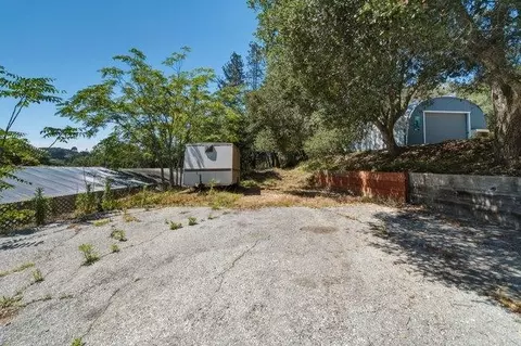 Exterior - 741 Echo Valley Rd, Salinas, CA 93907 photo 11 of 15