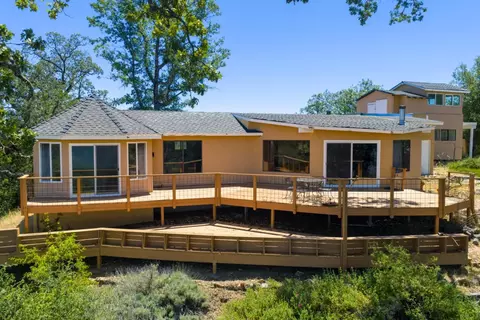 39700 Laurel Springs Rd, Carmel Valley, CA 93924