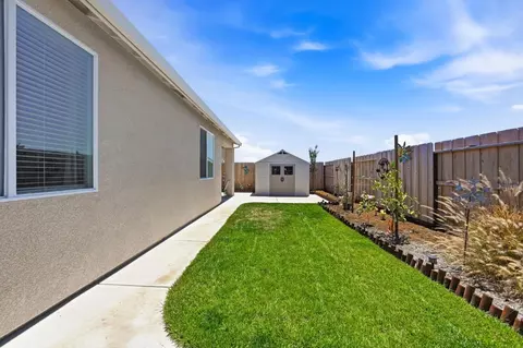 Exterior - 2249 Enchantment Dr, Manteca, CA 95337 photo 9 of 23