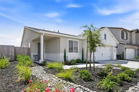 Exterior - 2249 Enchantment Dr, Manteca, CA 95337 photo 3 of 23