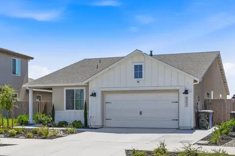 Exterior - 2249 Enchantment Dr, Manteca, CA 95337 photo 7 of 23