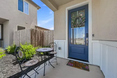Exterior - 2249 Enchantment Dr, Manteca, CA 95337 photo 5 of 23