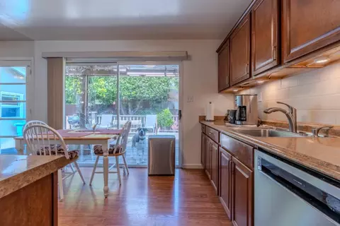 Kitchen - 1195 Palou Dr, Pacifica, CA 94044 photo 3 of 4