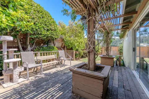 Exterior - 1195 Palou Dr, Pacifica, CA 94044 photo 3 of 10