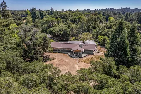 147 Mapache Dr, Portola Valley, CA 94028