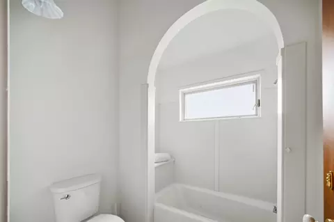 Bath - 23 Mentone Rd, Carmel, CA 93923 photo 3 of 3