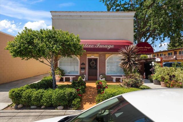 1176 Laurel St, San Carlos, CA 94070