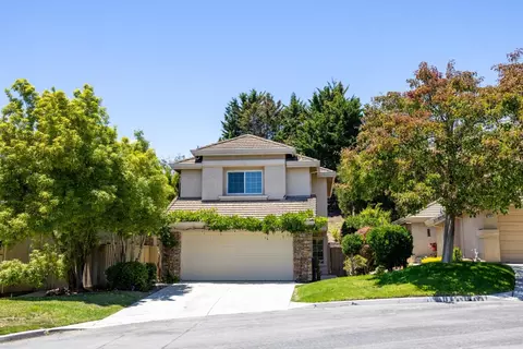 25658 Wisteria Ct, Salinas, CA 93908