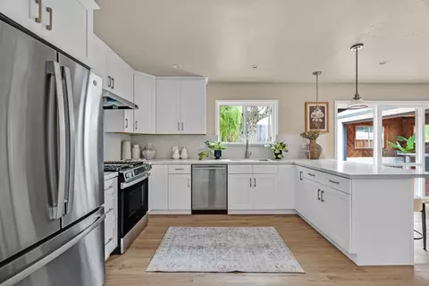Kitchen - 5 Bertocchi Ln, Millbrae, CA 94030 photo 1 of 3